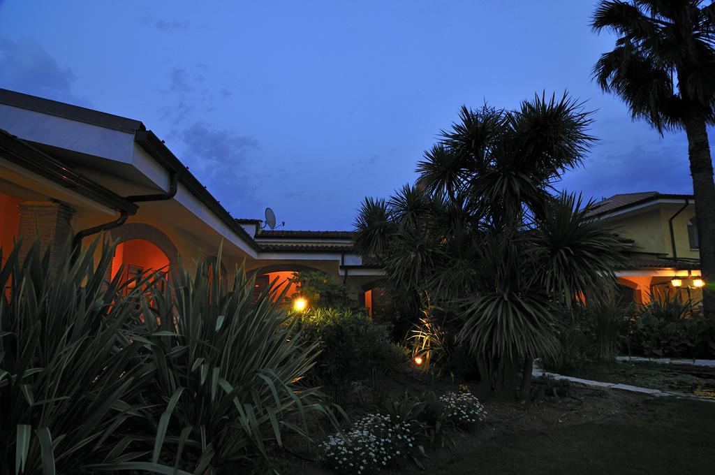 La Locanda Del Cavaliere Borgo Montello Exterior photo