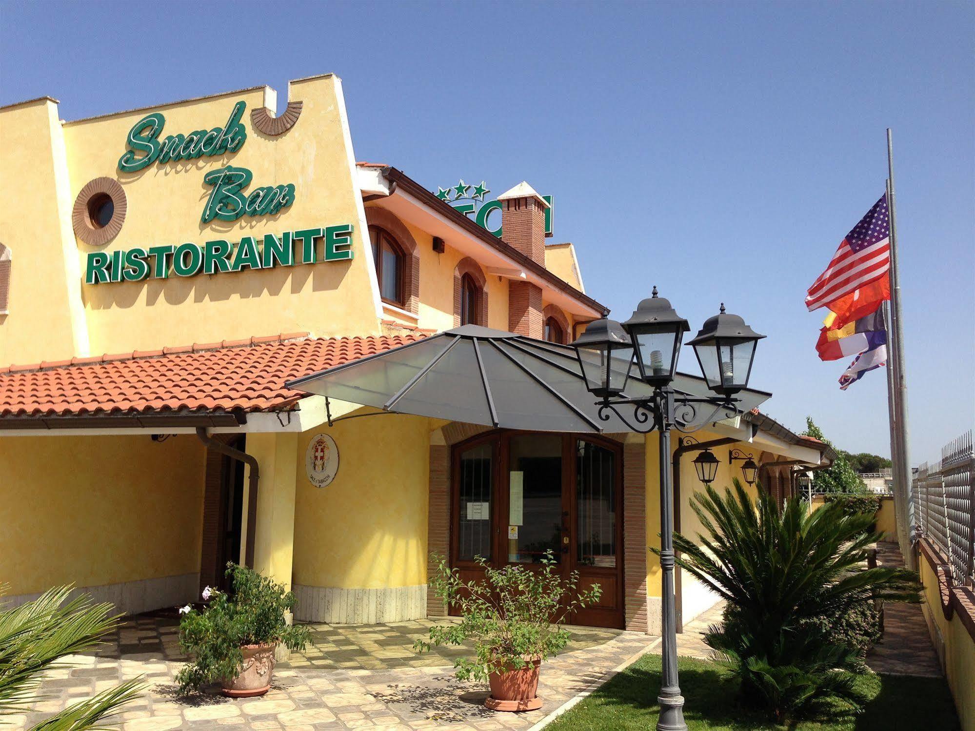 La Locanda Del Cavaliere Borgo Montello Exterior photo