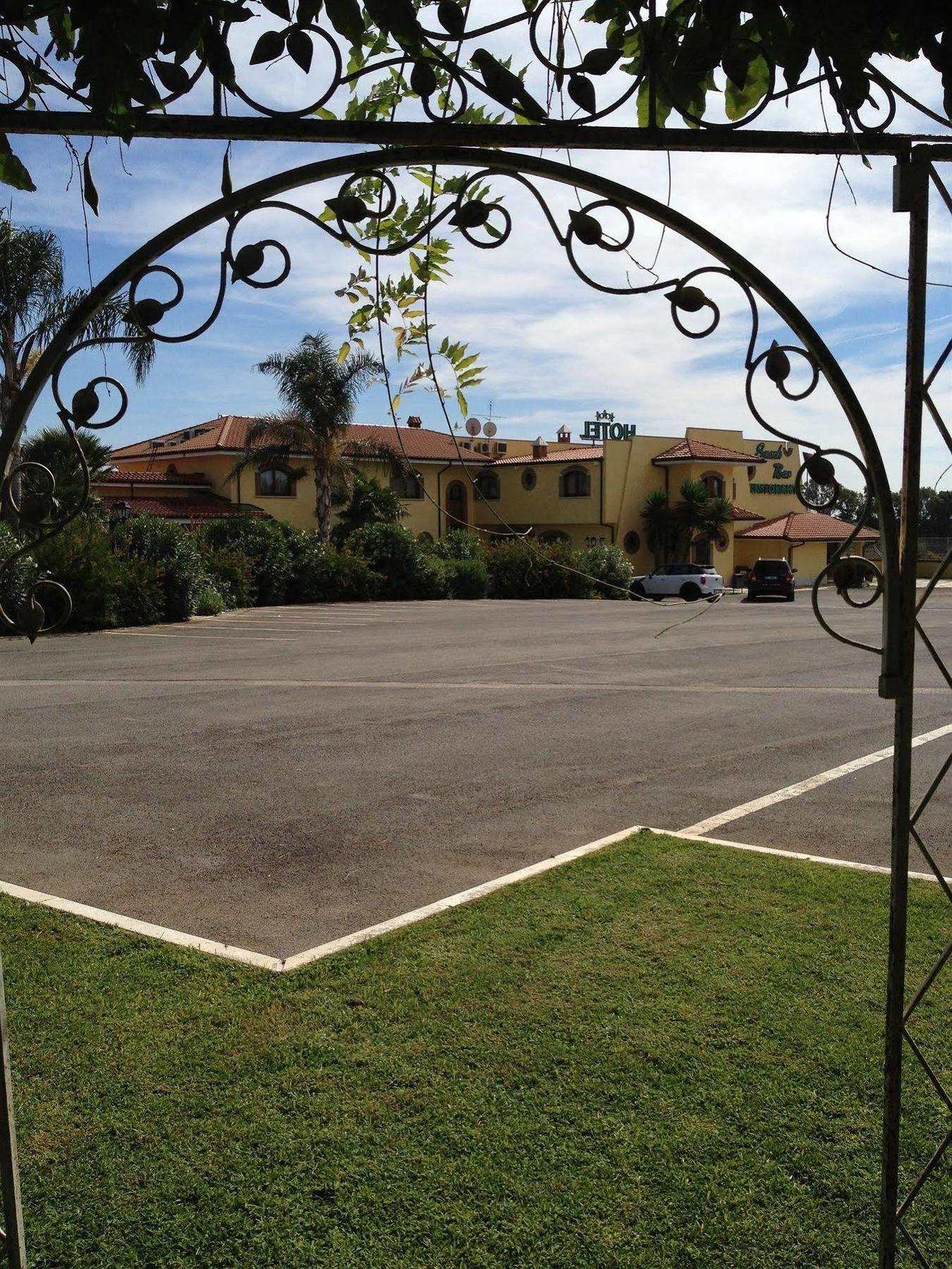 La Locanda Del Cavaliere Borgo Montello Exterior photo